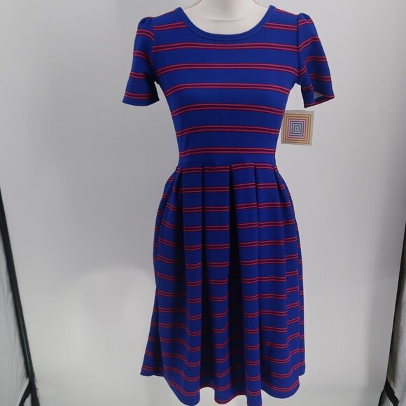 Lularoe Women's Amelia Fit and Flare Dress Size XS NWT - Picture 1 of 7